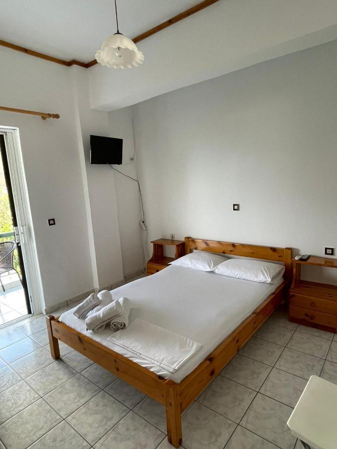 Sunshine Apartments And Rooms Nikiana Exterior foto